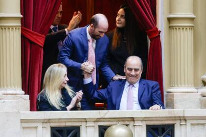 Según la Ley Bases, las empresas que podrían ser privatizadas son: Enarsa, Intercargo, Aysa, Belgrano Cargas, Sociedad Operadora Ferroviaria y Corredores Viales.