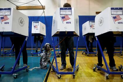 Qué documentos debo llevar para poder votar en EE.UU.