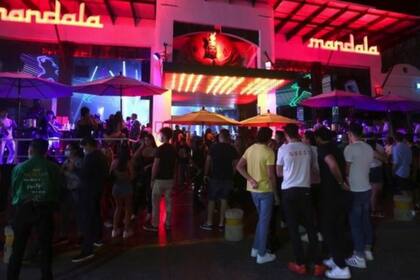 Según los egresados argentinos, en Cancún los llevaron una discoteca y tuvieron contacto con turistas de otros países
