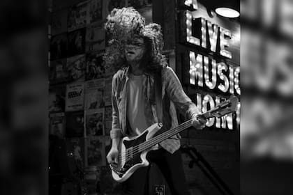 Según los investigadores, la complejidad musical y la lírica puede ser atractiva para aquellos que tienen una mente inquisitiva y analítica, ya que el rock ayuda con la estimulación del cerebro humano (Foto Pexels)