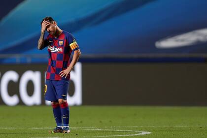 Según los medios españoles, Messi le dijo a Koeman que se ve "más afuera que adentro" del próximo Barcelona.