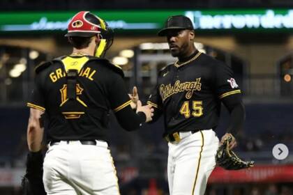 Según Martínez, aunque Chapman tiene números impresionantes, todavía necesita más logros para ser considerado entre los inmortales del béisbol. Foto: _thecubanmissile54