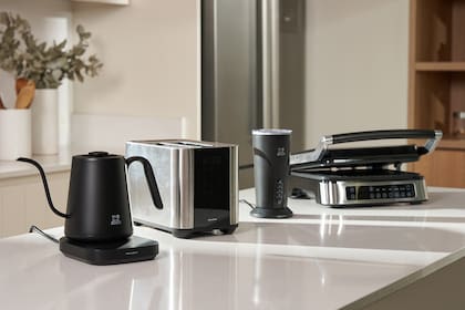 Según NarvaezBid, los participantes en sus subastas tienen acceso a precios muy competitivos en comparación con los del comercio minorista tradicional.