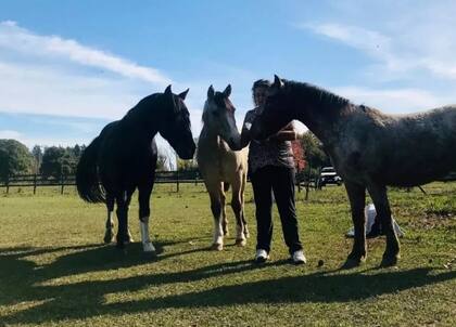 Según Pistochi, es a través de una terapia asistida con animales cómo se logra rehabilitar a las personas que necesitan superar un problema