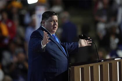 Según Pritzker, el recorte de fondos federales pone en riesgo la inspección de alimentos en más de 70 instalaciones del estado