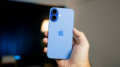 Según rumores, el iPhone 17 tendrá el mismo precio que su predecesor (Unsplash/Amanz)