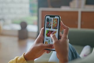 Pedir comida en una pantalla en vez del menú de papel hace que gastemos más y elijamos platos menos saludables