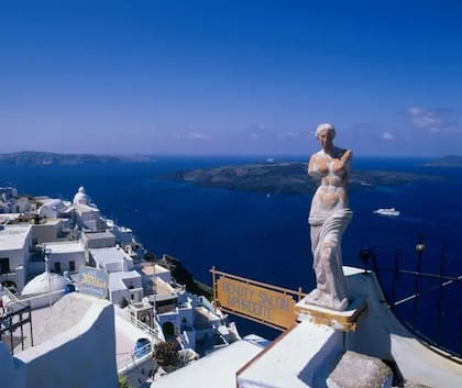 Según una poetisa de la antigua Grecia, la trabajadora sexual Polyarchis recaudó fondos para erigir una estatua en honor a Afrodita, diosa del sexo y el amor