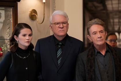 Selena Gomez, Steve Martin y Martin Short interpretan Only Murders in the Building, la serie de Disney+ que acaba de estrenar su quinta temporada.