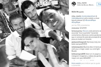 Selfie grupal para David y Victoria Beckham y Ricky Martin