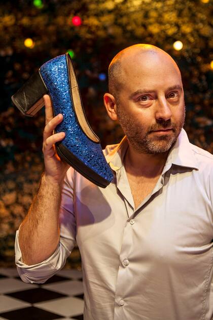 "Es un momento de olvidarnos del concepto de lo que es considerado o no esencial y empecemos a pensar en lo necesario", sostiene José María Muscari