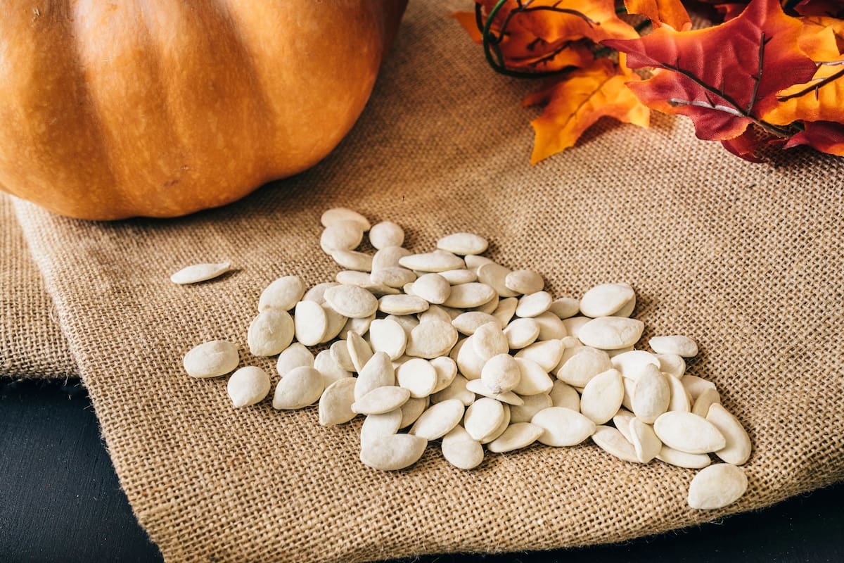 ¡Poder Oculto en Cada Semilla! Descubre los Increíbles Beneficios de las Semillas de Calabaza para tu Salud (Respaldado por la Ciencia)