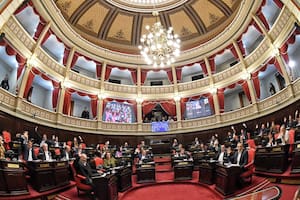 Dos empleados del Senado bonaerense, acusados de una trama que incluye abusos sexuales y una estructura de secta