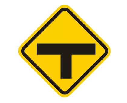 Señal de bifurcación en "T"