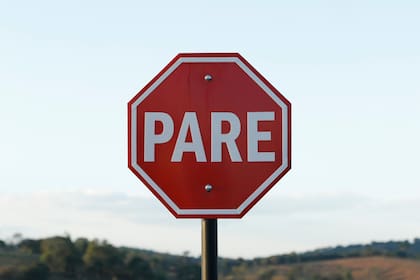 Señal de tránsito "Pare"