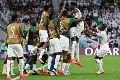 Senegal viene de derrotar 3 a 1 a Qatar; necesita un triunfo ante Ecuador para pasar a octavos