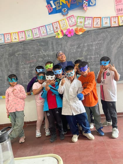 "Seño Inés", le dicen los 800 alumnos que tiene el hogar