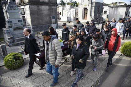 Sepelio de Lucas, el chico de 13 años que fue asesinado en Rosario
