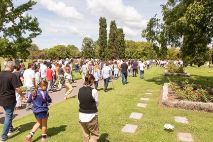 Sepelio en el Memorial de Pilar del niño de 5 años que murió atropellado en un country de Pacheco