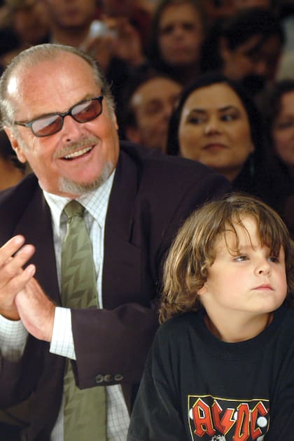 Septiembre de
2004. Con su famosísimo abuelo,
Jack Nicholson, en la Olympus
Fashion Week Spring 2005