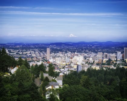 Ser de clase media en ciudades de Oregon, como Portland, es más que caro en California