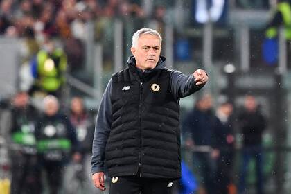 ¿Será la hora de The Special One? José Mourinho, hoy al frente de Roma, asoma como fuerte candidato para dirigir a Portugal