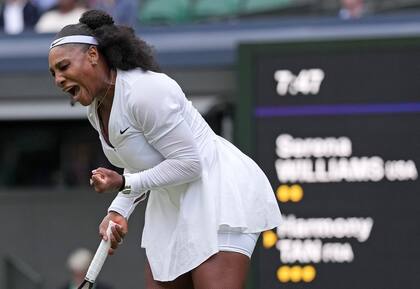 Serena Williams, siempre expresiva: la leyenda estadounidense volvió al court central del All England, donde fue 7 veces campeona 