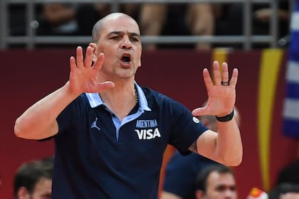 Hernández habló de su situación y evitó hacer mención a lo que suceda con Luis Scola