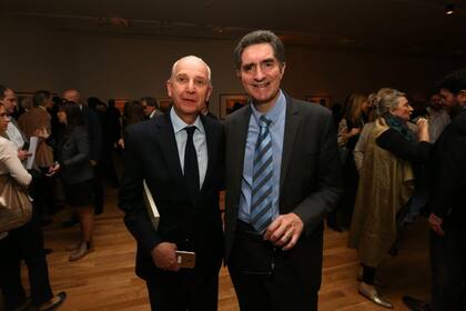 Sergio Baur, director de Cultura en Cancillería, con Yann Lorvo, Consejero de Cooperación y Acción Cultural de la Embajada de Francia