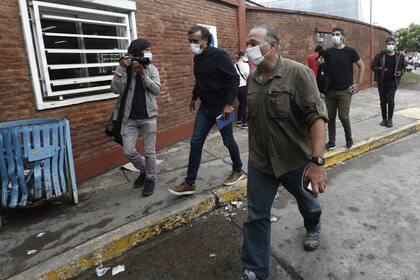 Sergio Berni llega al hospital Bocalandro, donde hay internados por la tragedia de la droga vendida en Puerta 8