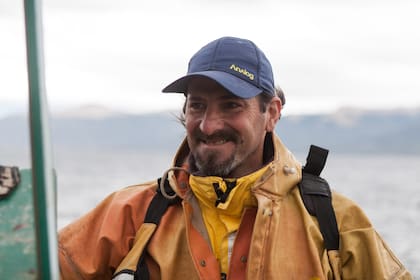 Sergio Carrera es pescador y todos en Puerto Almanza lo conocen como Zuco.