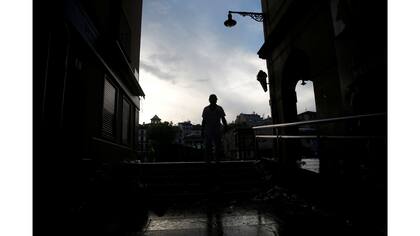 Sergio Colás hace su aparición en el primer encierro de los sanfermines