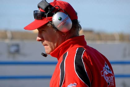 Sergio Giacone, que tiene su taller en Casilda, Santa Fe, recibió la idea por parte de uno de los pilotos cuyos autos prepara.