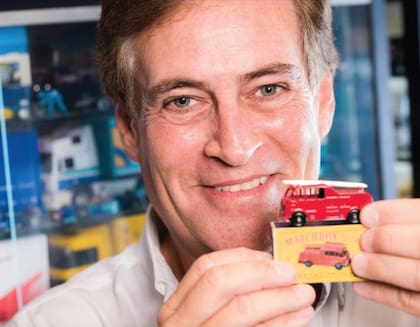 Sergio Goldvarg y su primer auto a miniatura