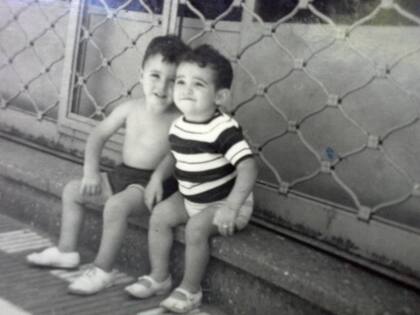 Sergio junto a su primo, Dany, con quien se volvió inseparable.