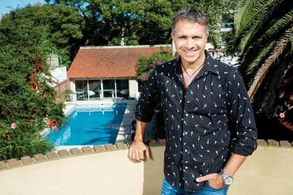 Sergio Lapegüe vive en su casa de Lomas de Zamora hace casi 30 años
