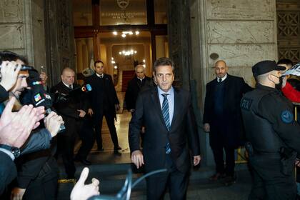 Sergio Massa al salir del Congreso de la Nación