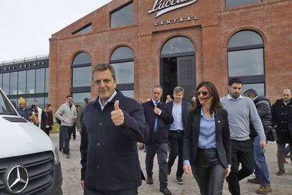 Sergio Massa, ayer, en la Fábrica de Luccianos en el parque Industrial de Mar del Plata