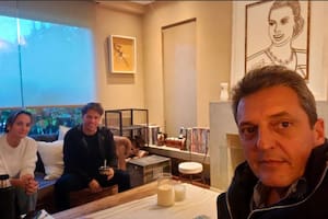 Tras participar de un acto con “Wado”, Massa compartió una foto con Axel Kicillof en su casa