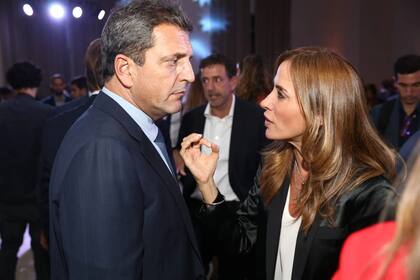 Sergio Massa junto a Victoria Tolosa Paz