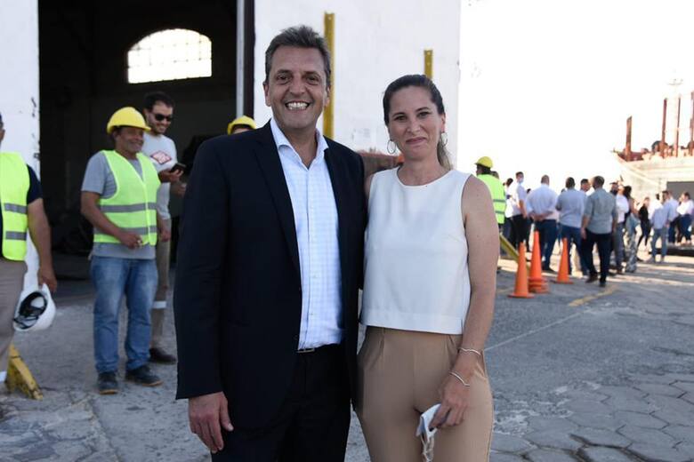 Juicio político | El kirchnerismo reemplazó a dos massistas y a cuatro diputados propios para garantizarse los votos del dictamen contra la Corte 3 sergio massa y micaela YFZJLOHAB5AXXHACCSHVUJEMNM - 2