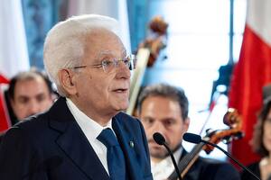 Sergio Mattarella dio un discurso en el concierto en honor al cuerpo diplomático