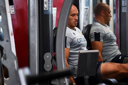 Sergio Parisse, capitán italiano, se mostró disconforme ante la decisiones de la organización del mundial.