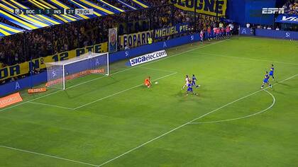 Sergio Romero salva ante Franco Watson