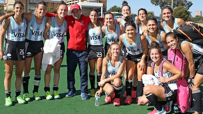 Sergio Vigil, el DT de Chile con las Leonas, un equipo del que nunca se olvidará