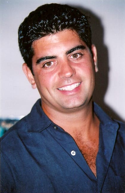 Sergio Villanueva, oriundo de Bahía Blanca, tenía 33 años y ejercía como bombero al momento del atentado; le correspondía volver a su casa, pero se dirigió al World Trade Center a colaborar con el combate de los incendios (Gentileza: Tanya Villanueva Tepper)