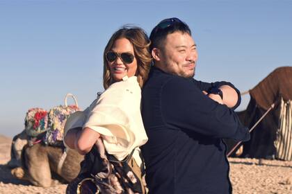 Chrissy Teigen y David Chang, de paseo por Marruecos