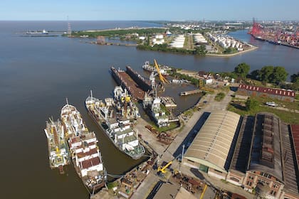 En el complejo continúan funcionando diversos organismos nacionales