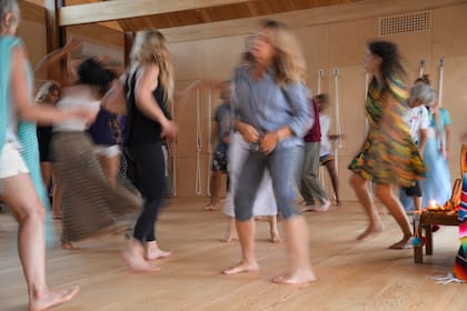 Sesión de danza con meditación en el espacio Las Musas, en José Ignacio