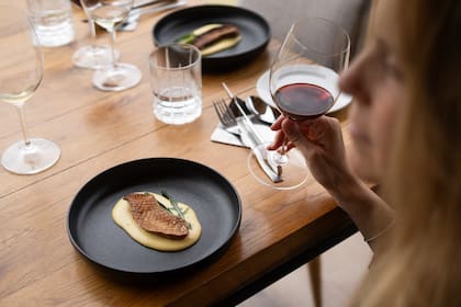 Seta de cardo, uno de los platos inspirados en la región "Delta e islas del Paraná" del menú Argentina